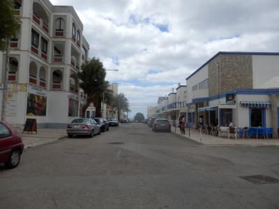 Ref. 88 : Apartamento T1 - Orlamar - Manta Rota