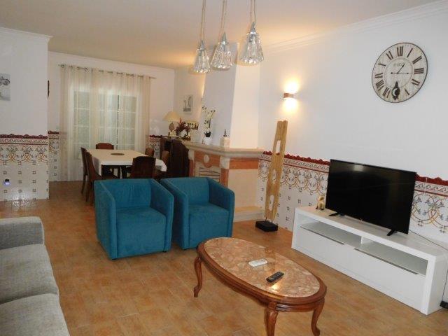 155 : 3 + 1 bedroom Villa with private pool - Altura