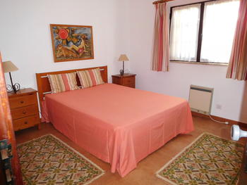 Ref. 161 : Moradia com 2 quartos em Altura - Altura