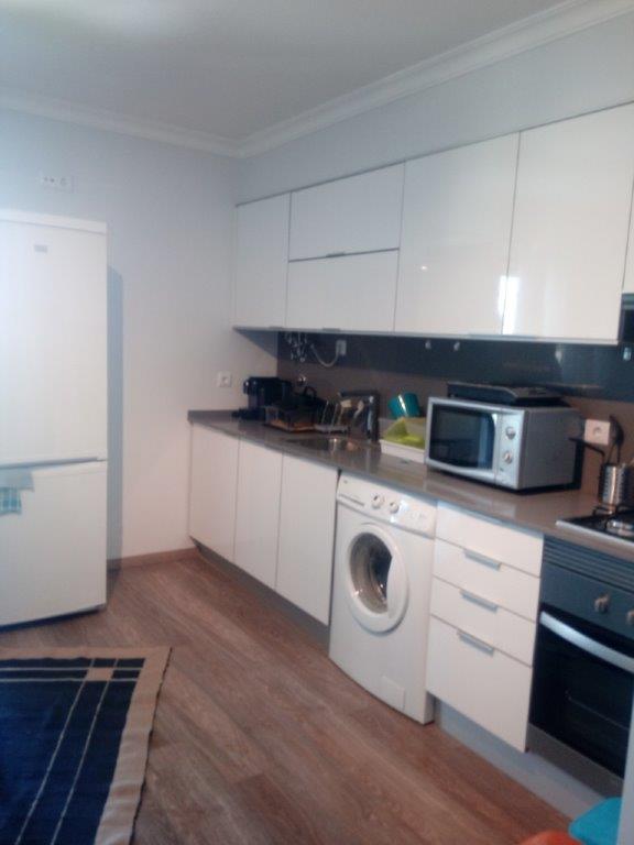 167 : Apt. T1 , c/ Garagem e Wi-Fi. - Altura