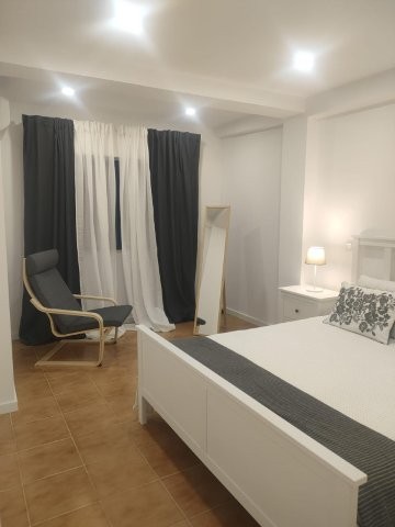 24 : Apt. T1 Remodelado c/ Wi-Fi - Rota do Sol - Altura