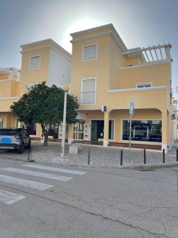 59 : Apt. T1 c/ Internet - Alturamar - Altura